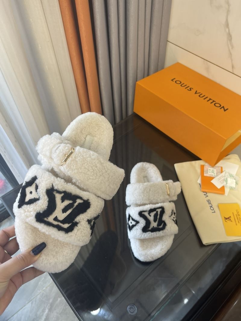 Louis Vuitton Slippers